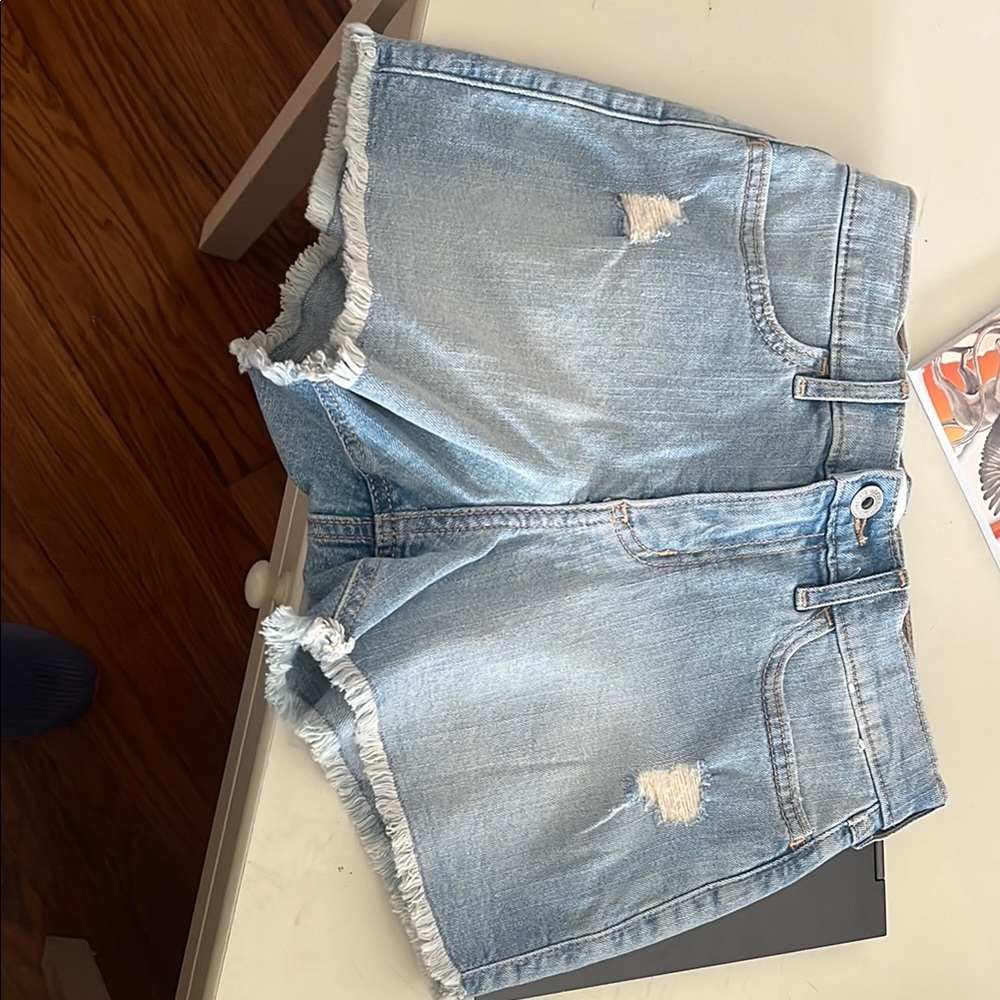 Denim Frayed Hem Abercrombie Girls shorts